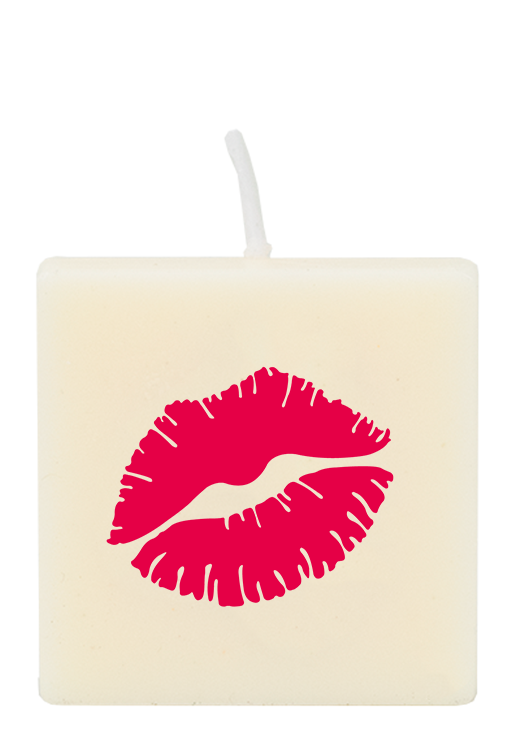 Letter candle - Kiss