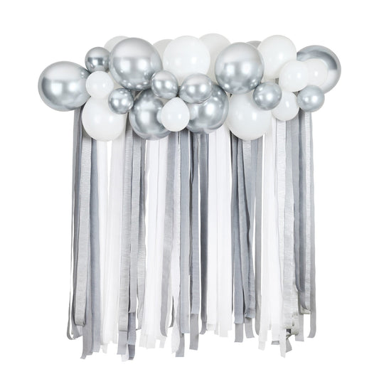 BACKDROP KIT BALLOON AND STREAMERS SILVER